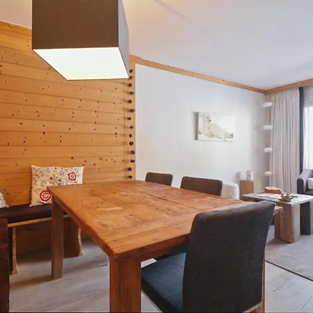 In The Center Of Crans-montana, Charming And Comfortable Apartmán *